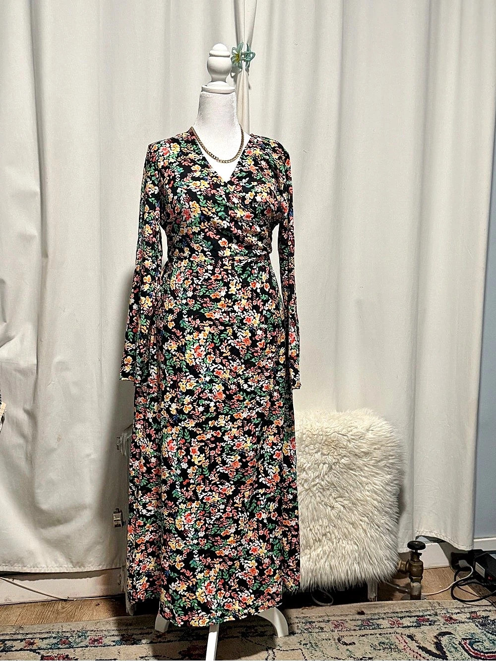 Floral Open Back Maxi Dress in Black